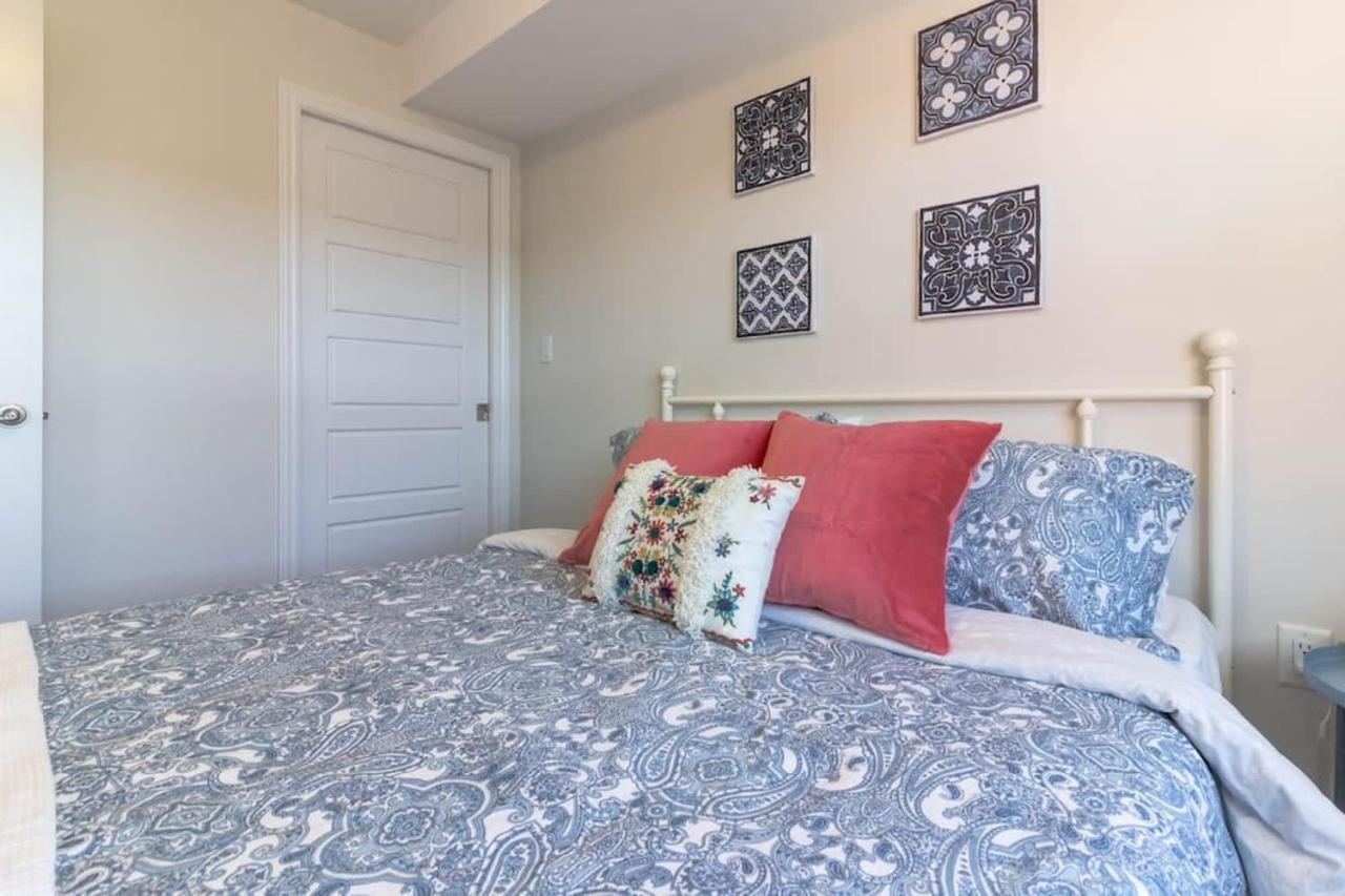 Newly Renovated Modern Condo Near Hospital, Unb Patio & Parking Coffee Сейнт Джон Екстериор снимка
