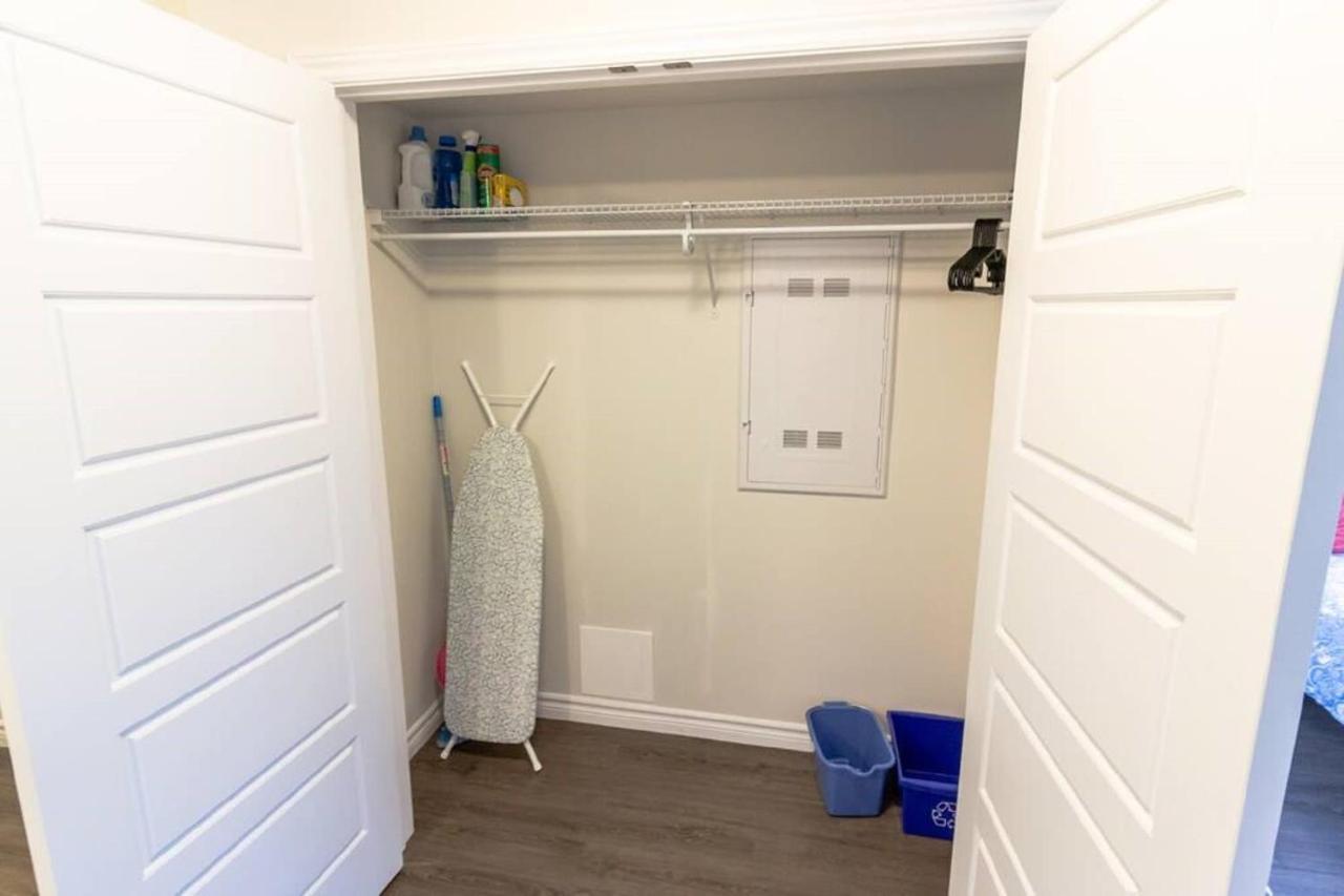 Newly Renovated Modern Condo Near Hospital, Unb Patio & Parking Coffee Сейнт Джон Екстериор снимка